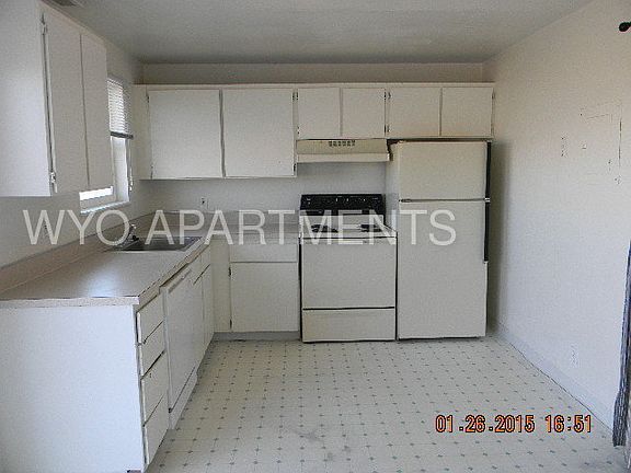 3rd image of 117 Skyline Dr APT C