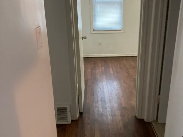 29425 Little Mack Ave, Roseville, MI 48066