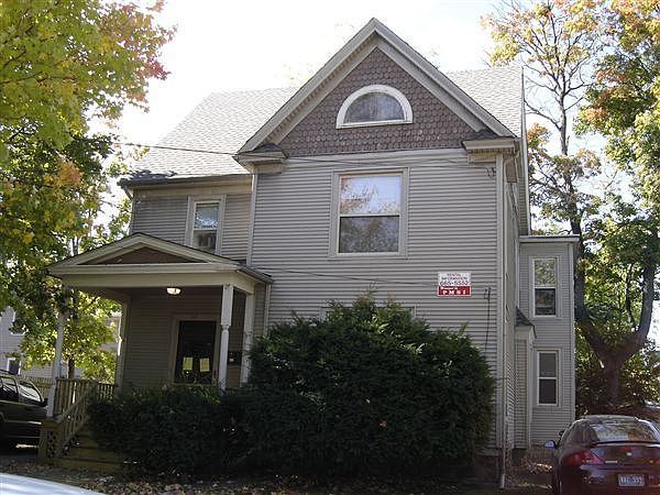 109 N. Thayer