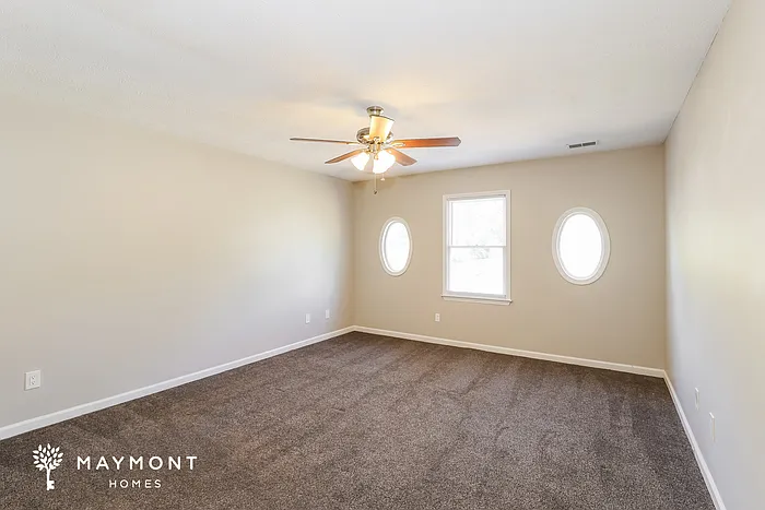 2323 Casaba Dr — Photo 10