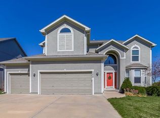 2298 W Layton Dr, Olathe, KS 66061