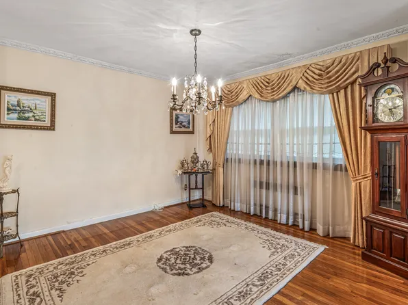 86-79 Pinto Street image 8 of 25