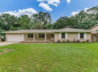 1325 Greenbrier Blvd, Pensacola, FL 32514