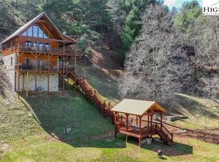 14 Riverfront Dr, Piney Creek, NC 28663