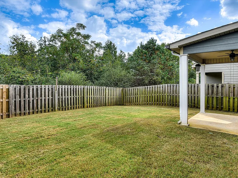 5564 Connor Dr — Photo 38