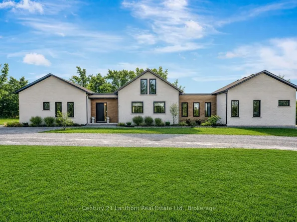 19485 Loyalist Pkwy, Prince Edward County, ON K0K 2T0