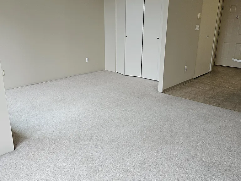3528 Vanness Ave — Photo 12