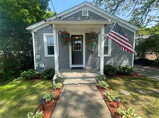 90 Lockwood St, West Warwick, RI 02893
