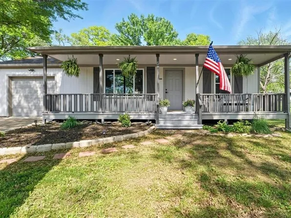 5 Murray Ln, Platte City, MO 64079