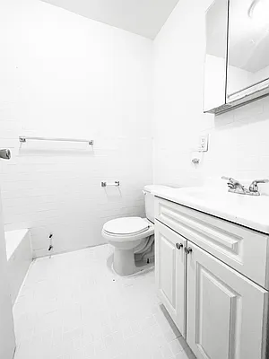 Rented by Coda Real Estate NYC | media 15