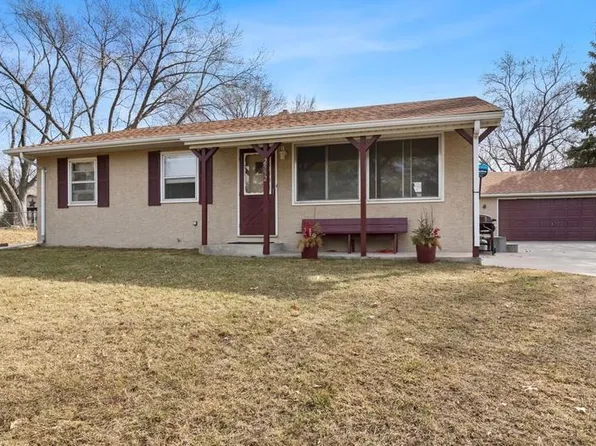 2552 Dorothy Ave, White Bear Lake, MN 55110
