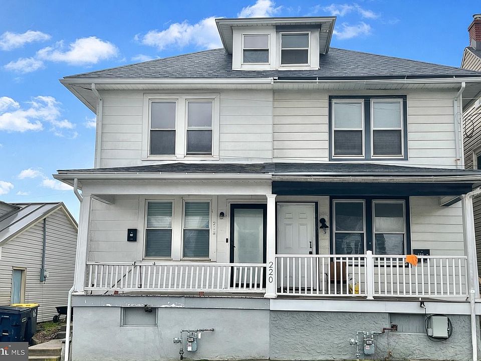 1st image of 218 W Franklin St
