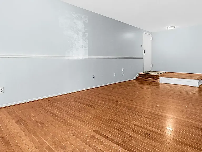 11206 Cherry Hill Rd #204 — Photo 7