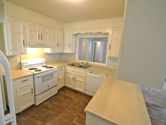 4th image of 209 Wesley Dr