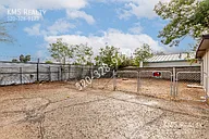 229 W Jacinto St — Photo 10