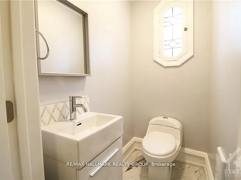 205 Blackburn Ave — Photo 6