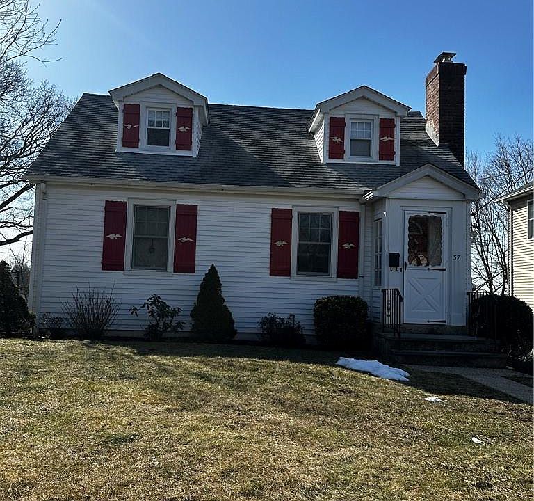 1st image of 37 Mount Morris Avenue