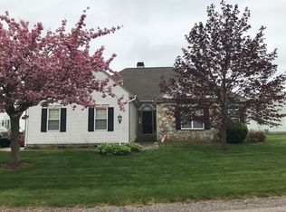 32 Petal Ln, South Kingstown, RI 02879