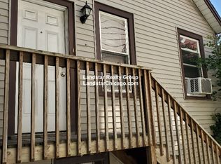 2418 N Western Ave #COACH, Chicago, IL 60647