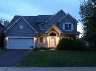 1027 Burke Ct, Naperville, IL 60563