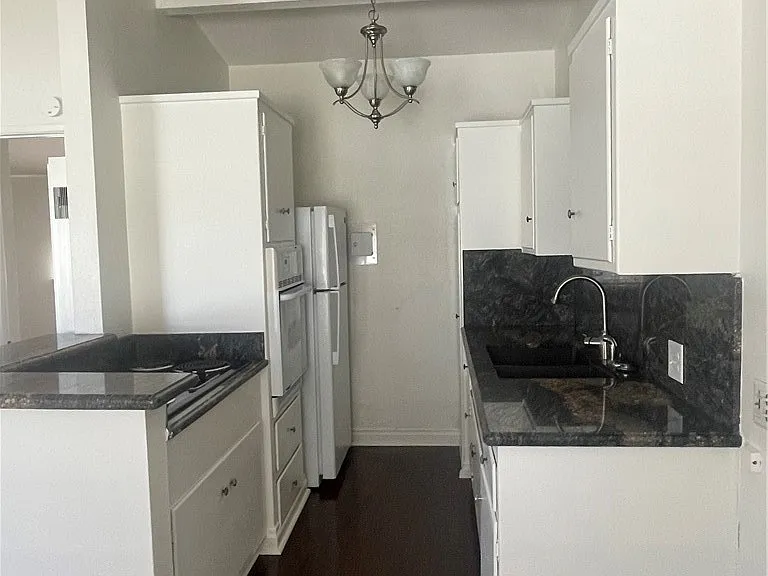 528 Cherry Ave #B — Photo 9