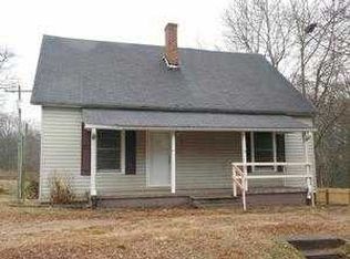 5 Inglesby St, Greer, SC 29650