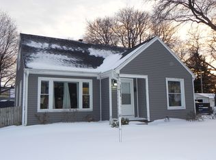 5633 W Howard Ave, Milwaukee, WI 53220