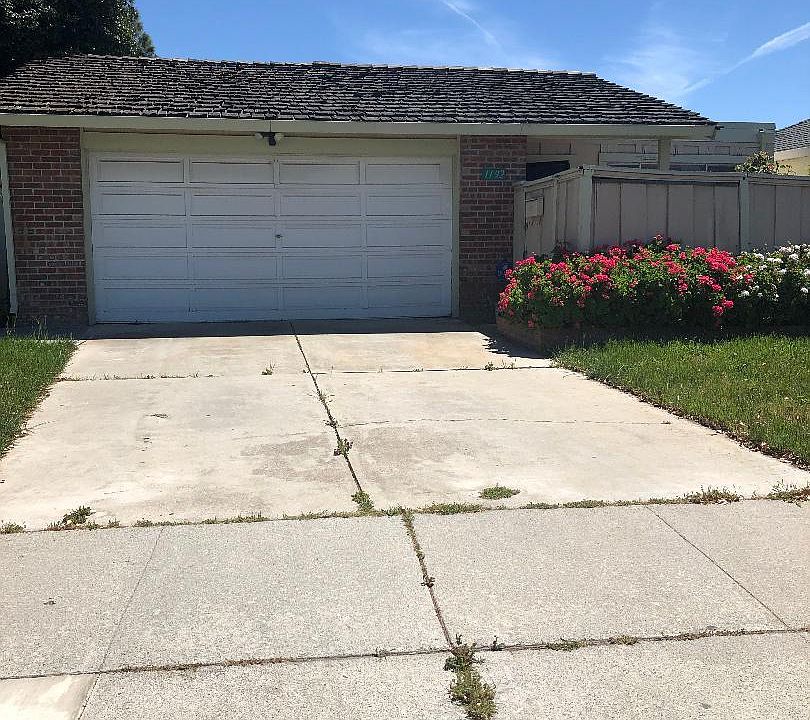 1st image of 1192 Oakview Rd