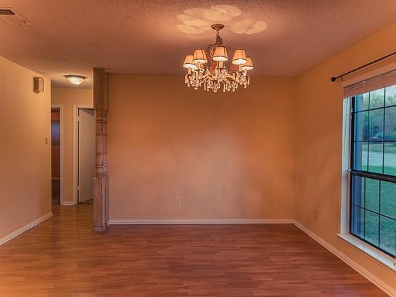 4th image of 8509 Valley Crest Dr