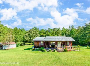 166 Walker Dr, Jacksons Gap, AL 36861