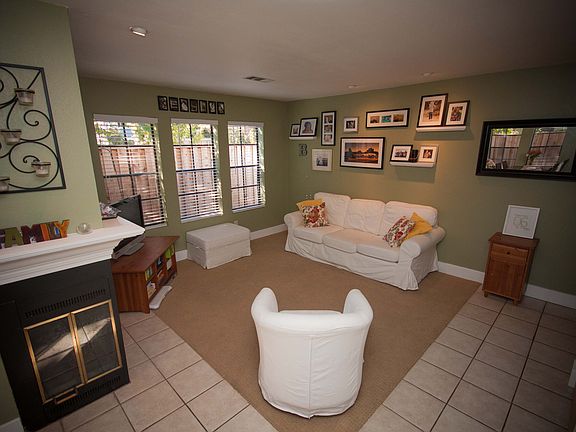 4th image of 1011 Cacique St Unit D