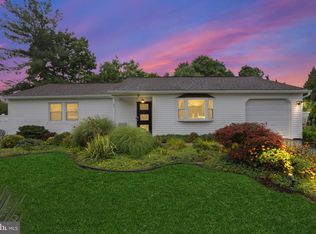 64 Misty Morn Ln, Ewing, NJ 08638