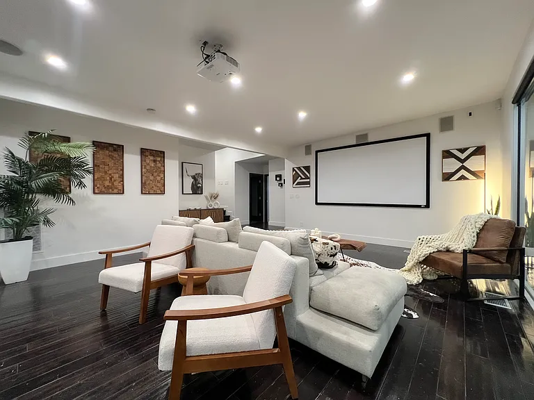 3319 Wrightwood Dr — Photo 42