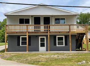 215 N Pinch Rd #3, Elkview, WV 25071