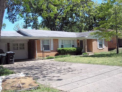 1st image of 2110 Crestwood Dr