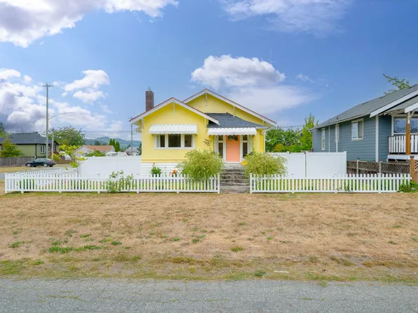 432 Buller St, Ladysmith, BC V9G 1T4