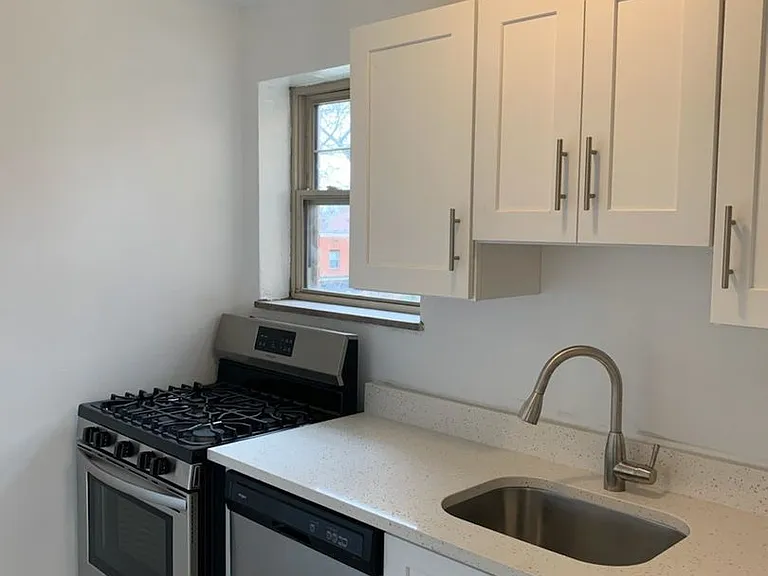 5506 Fifth Avenue — Photo 51