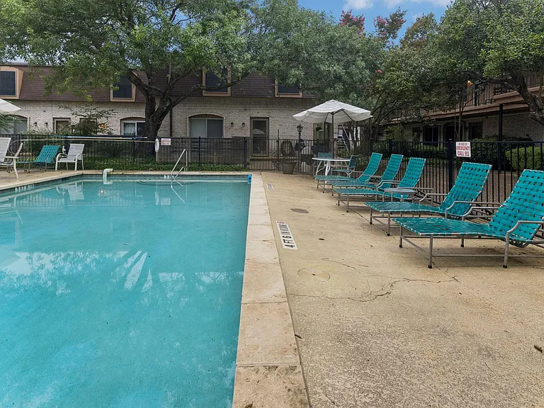 7801 Shoal Creek Blvd #224 — Photo 28