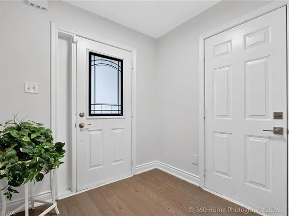 43 Hillsburgh Dr, Brampton, ON L6X 4Z4