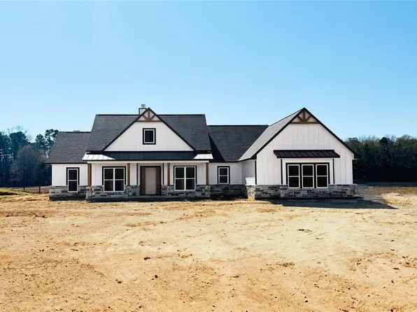 24835 Two Rivers Rd, Montgomery, TX 77316