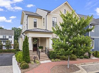 205 Maplewood Dr, Roswell, GA 30075