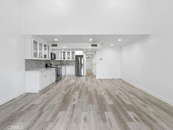 4th image of 23401 Park Sorrento Unit 34