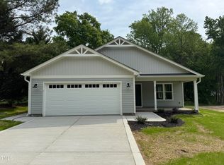 321 S Main St, Four Oaks, NC 27524