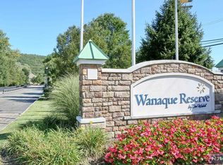 8223 Warrens Way, Wanaque, NJ 07465