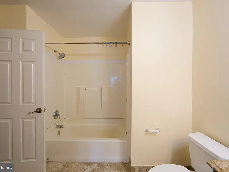 1803 Stoneham Dr #1803 — Photo 16