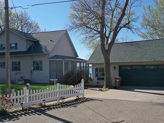 4th image of 27777 N Shore Dr