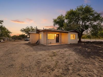 1738 Del Norte Dr SW, Albuquerque, NM, 87105