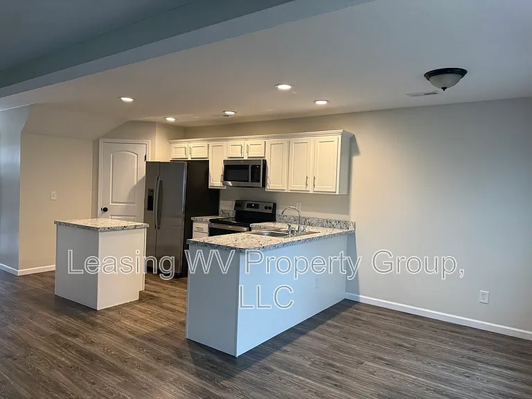 29 Christian Ct — Photo 2