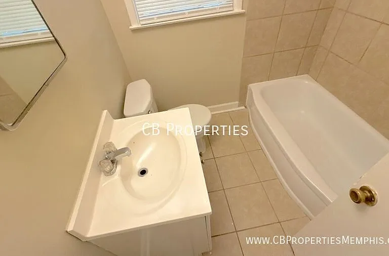 4027 Faronia Dr — Photo 7