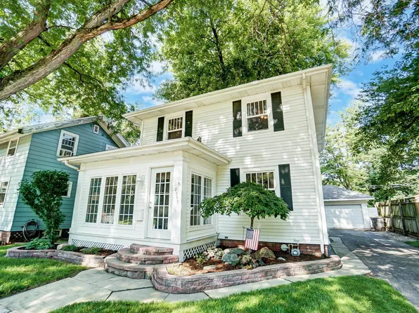 2333 Westbrook Dr, Fort Wayne, IN 46805